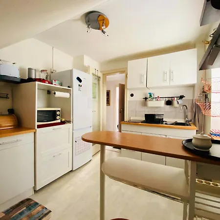 Schatte's Kleines In Апартаменты