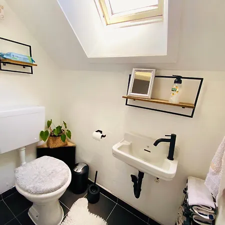 Schatte's Kleines In Апартаменты